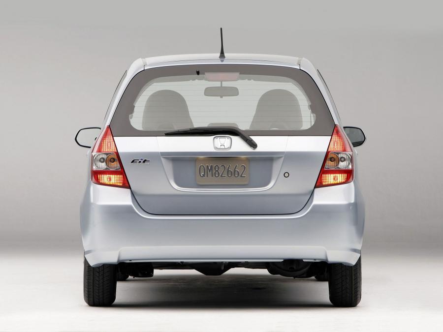  Honda Fit 2006 года  (US) (фото 8 из 19)